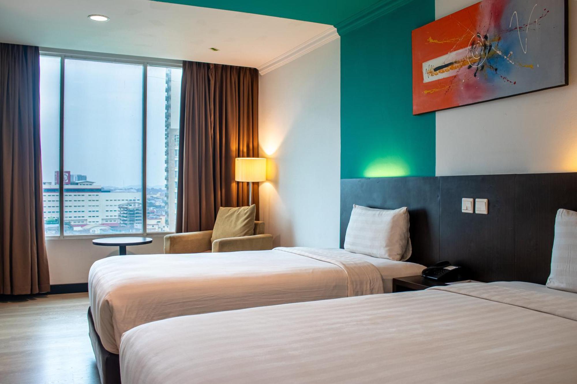 King'S Hotel Nagoya Batam Exterior photo