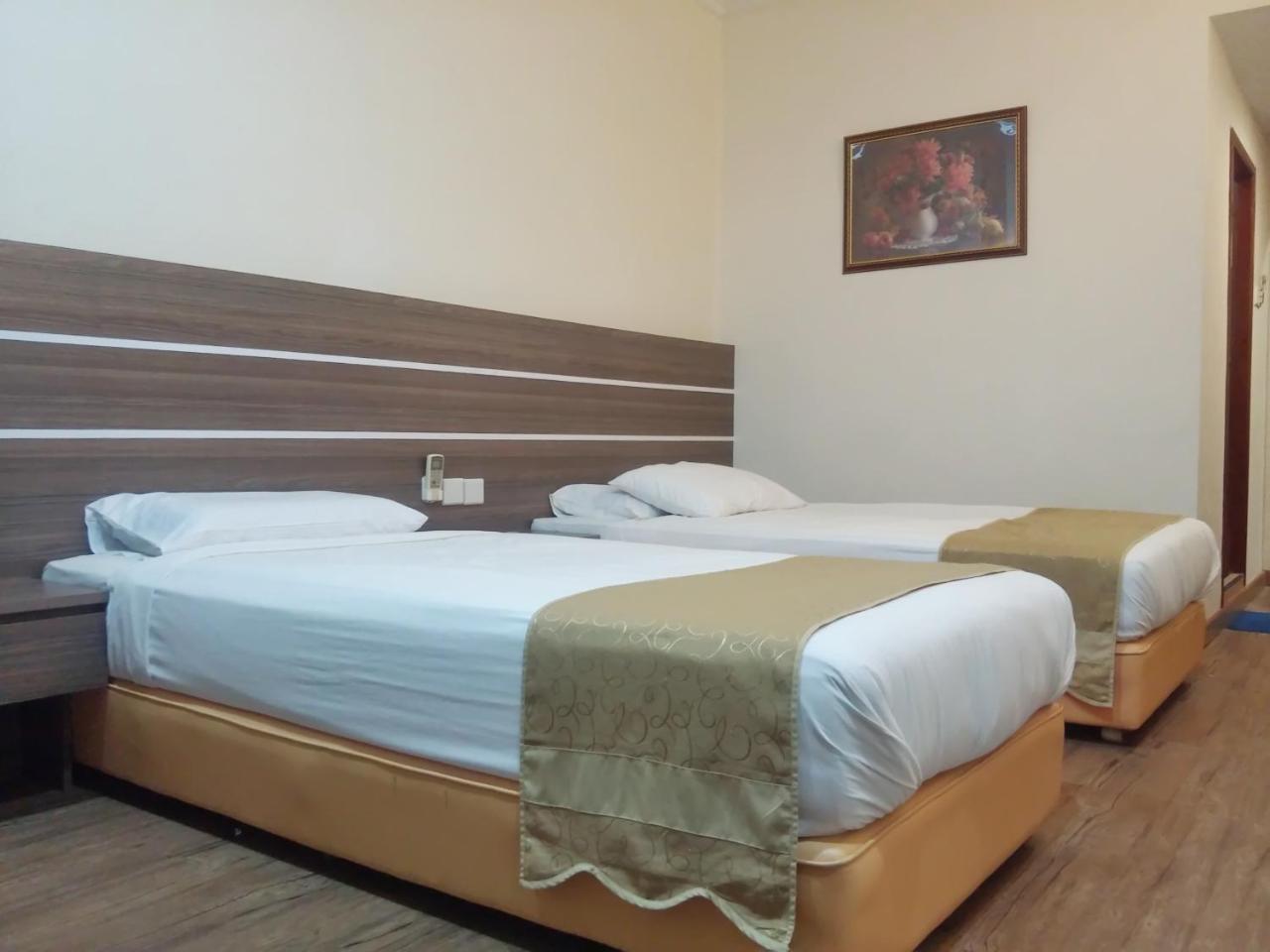 King'S Hotel Nagoya Batam Exterior photo
